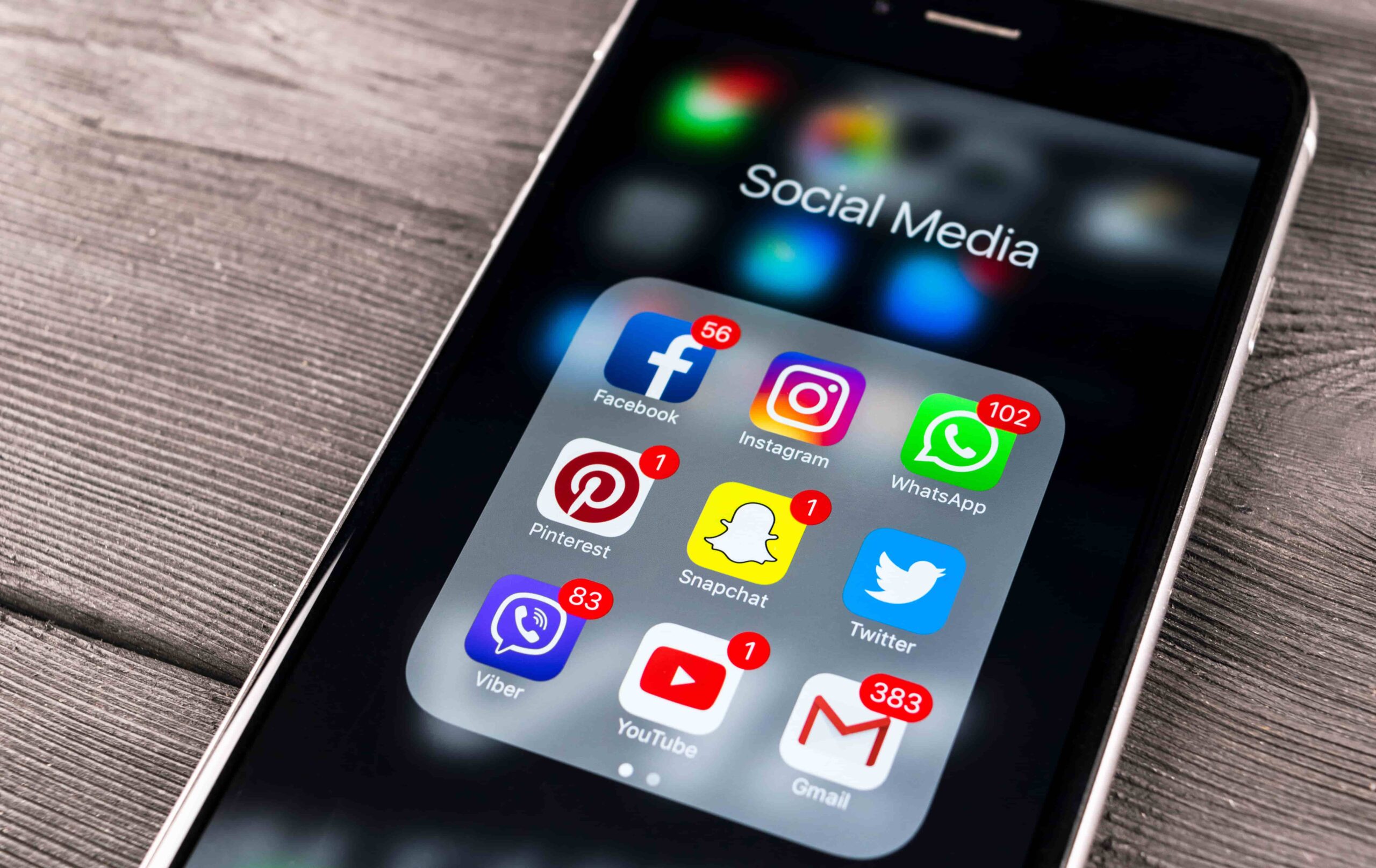 How to Generate Leads Through Social Media Marketing